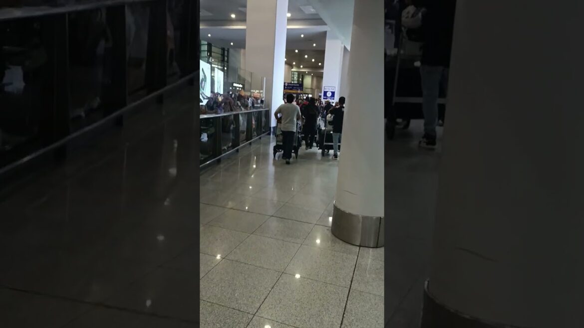 Travel Vlog 036 – (The Old American Traveler) in Manila Airport bad directions will ruin your day! Travel Vlog 036 - (The Old American Traveler) in Manila Airport bad directions will ruin your day!