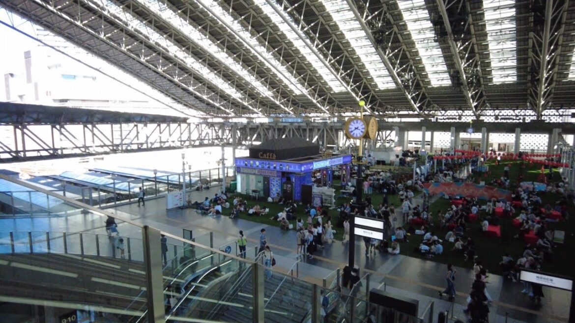 【Osaka Walk🐈】Umeda & Osaka Station Walking Tour [4K]