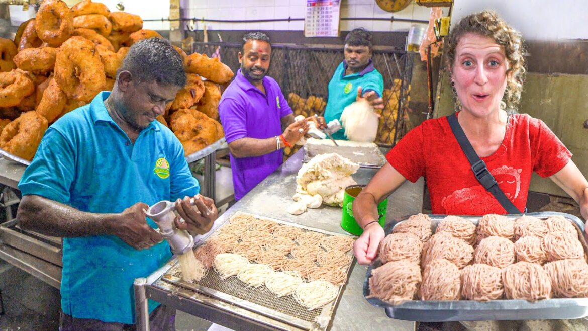 SRI LANKAN Street Food in Colombo - EGG HOPPERS & STRING HOPPERS + BEST STREET FOOD IN SRI LANKA!