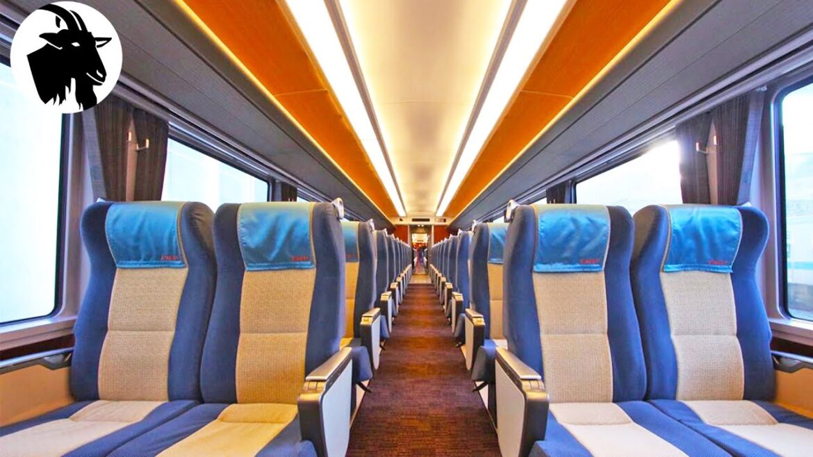 Just like a “luxury restaurant” 🍽 I took a limited express train with a luxurious interior♪ Just like a "luxury restaurant" 🍽 I took a limited express train with a luxurious interior♪