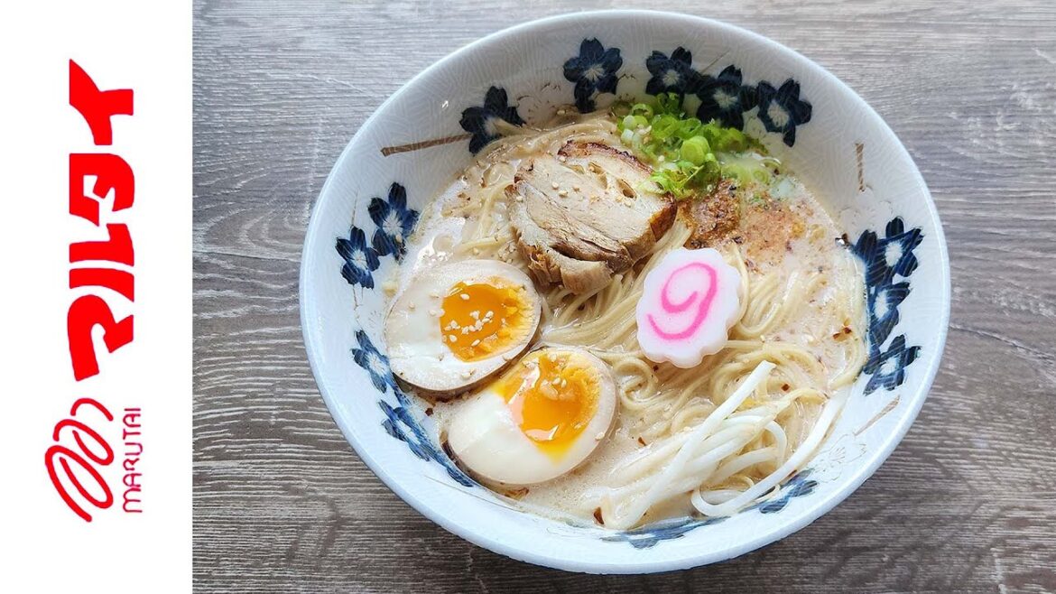 Marutai Kagoshima Tonkotsu Style Ramen – Japan — Instant Noodle Recipe Time — EP 1876 Marutai Kagoshima Tonkotsu Style Ramen – Japan — Instant Noodle Recipe Time — EP 1876