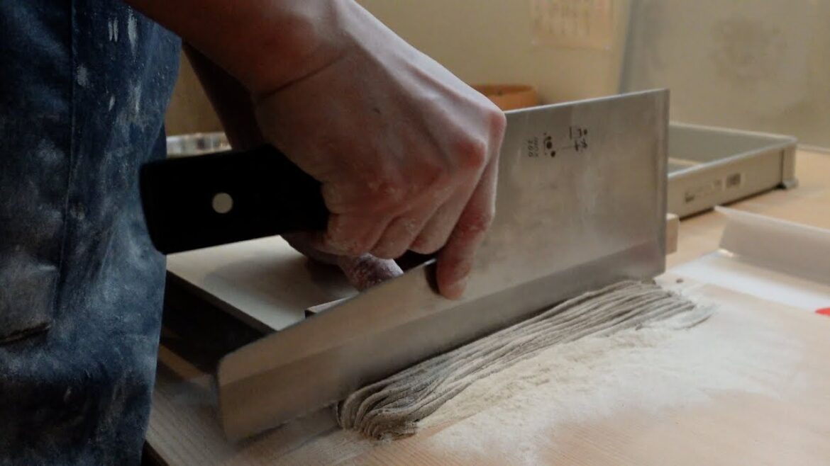 【北海道旅飯】北海道産のそば粉にこだわったおしどり夫婦が営む「手打ち蕎麦もんど」海外客にも大人気の手打ち蕎麦体験に密着! 【北海道旅飯】北海道産のそば粉にこだわったおしどり夫婦が営む「手打ち蕎麦もんど」海外客にも大人気の手打ち蕎麦体験に密着!