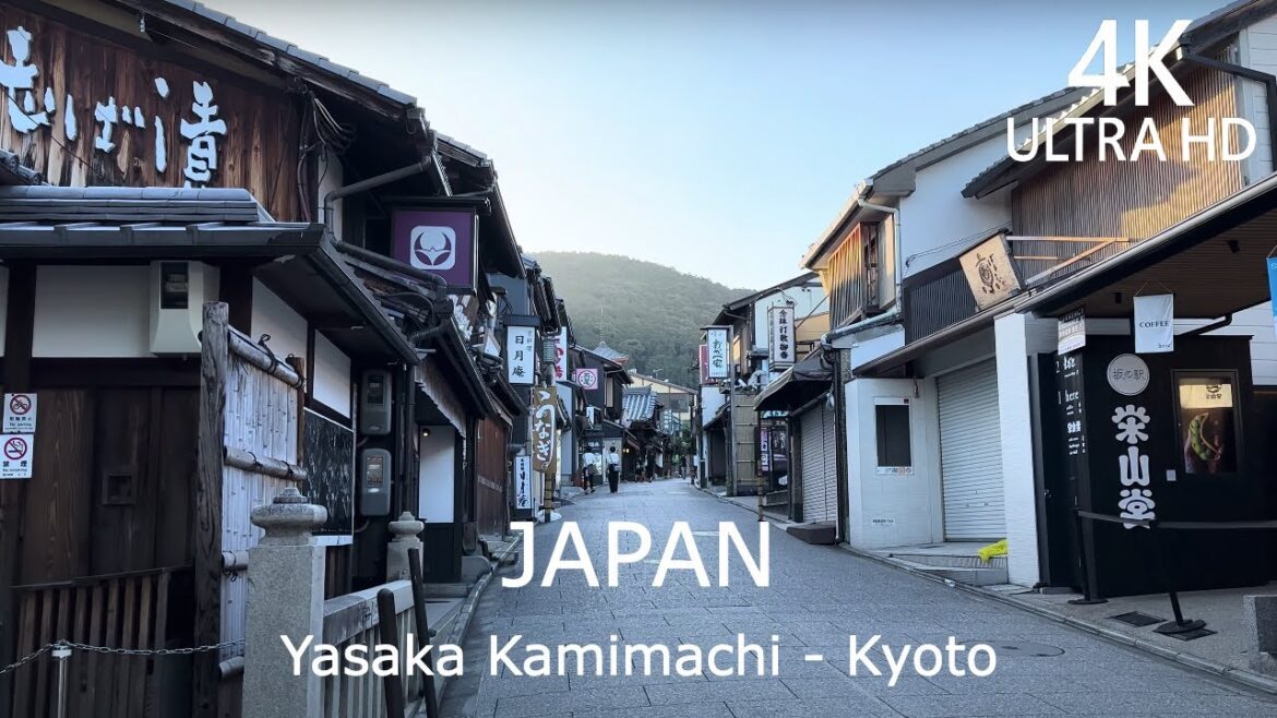4K Walk Tour - Yasaka Kamimachi, Shopping Street In Kyoto | Japan