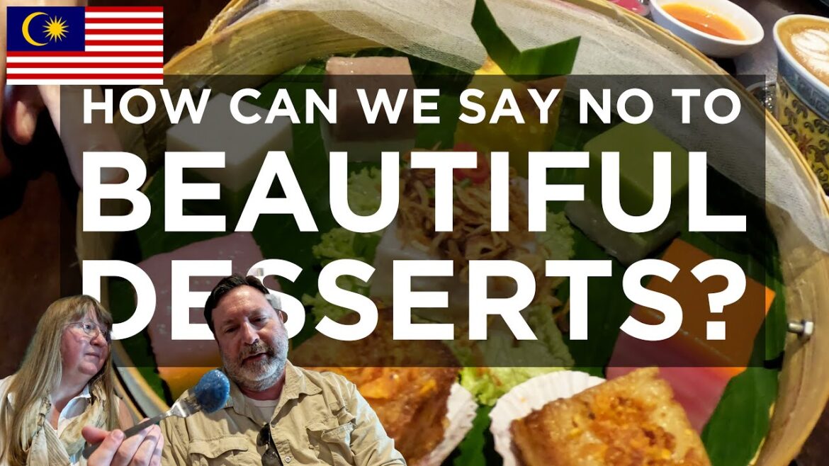 What to eat in Penang Island? 🇲🇾🍰😀 Nyonya Food Delights #foodie