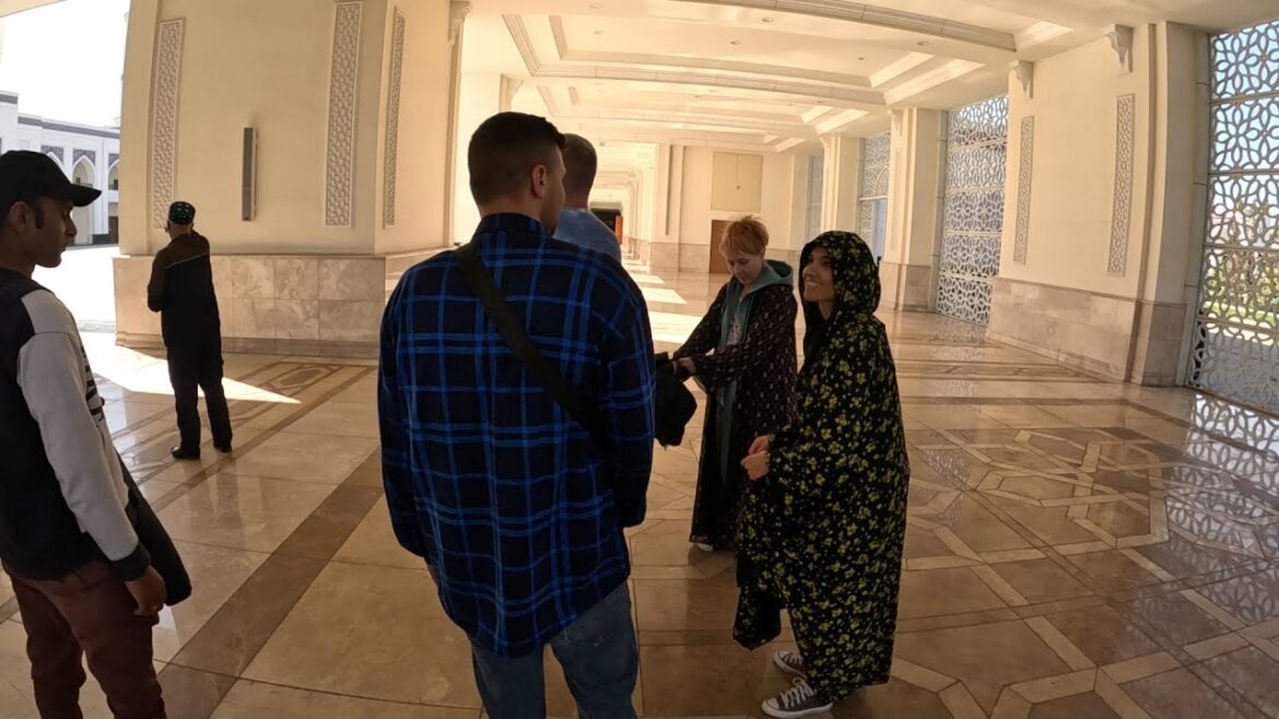 "Top 10 Amazing Travel Destinations | Explore the World's Most Breathtaking Places"