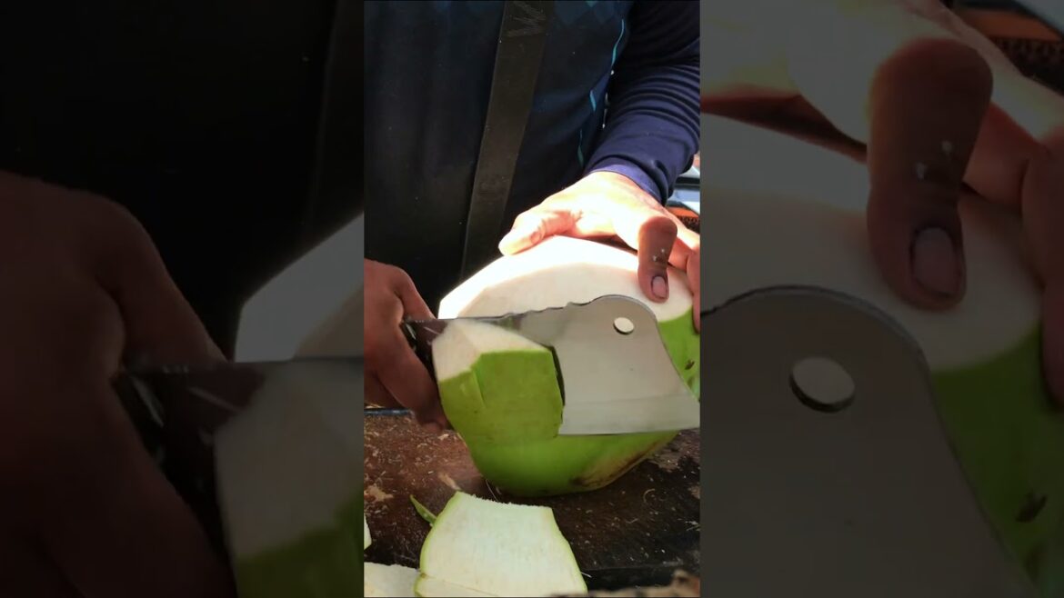 Green Coconut cutting skill #shorts #streetfood #asmr #coconut #viral Green Coconut cutting skill #shorts #streetfood #asmr #coconut #viral