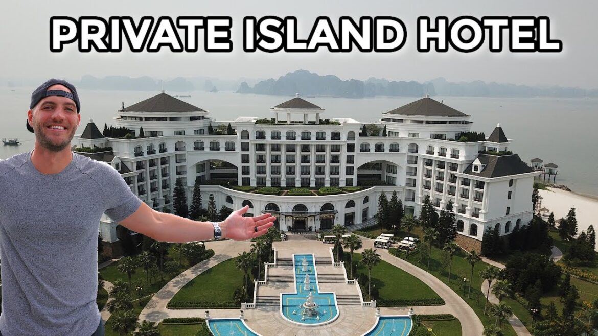 24 HOURS IN THE MOST LUXURIOUS HOTEL IN VIETNAM (Vinpearl, Halong) 24 HOURS IN THE MOST LUXURIOUS HOTEL IN VIETNAM (Vinpearl, Halong)