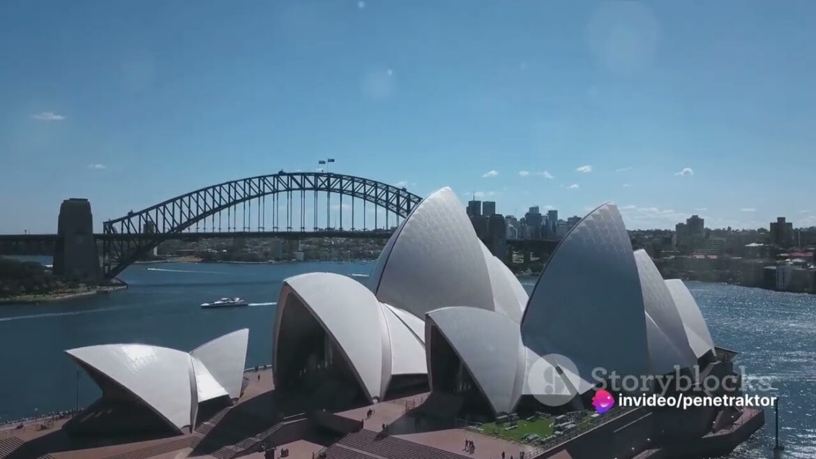 Globe Trotter's Paradise  Top 10 Travel