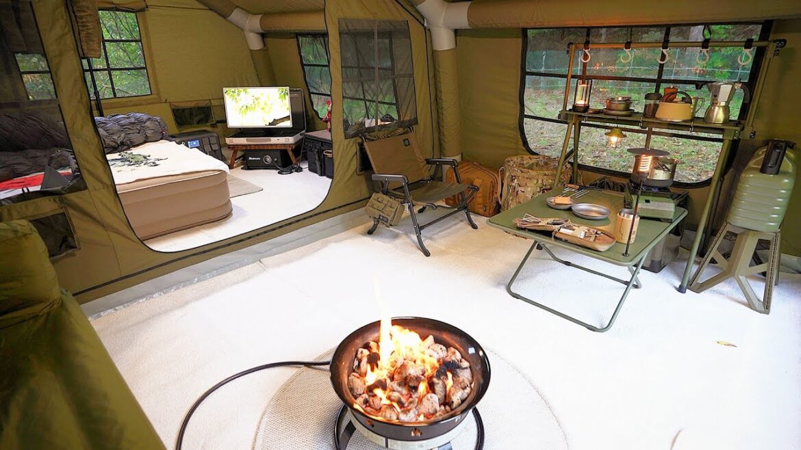 Luxury Suite 2-Room Inflatable Tent Camping. with Land Rover DEFENDER Luxury Suite 2-Room Inflatable Tent Camping. with Land Rover DEFENDER