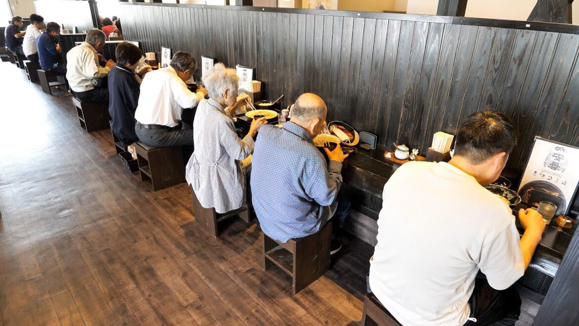 かつ丼！天ぷら！福岡が誇る凄まじい爆売れうどんそば屋がスゴかった丨Tempura and Udon Restaurant : Japanese style