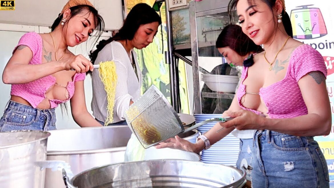 The Most Famous Food Truck in Thailand Street Food | Lady Chef Yui (ยุ้ย) The Most Famous Food Truck in Thailand Street Food | Lady Chef Yui (ยุ้ย)