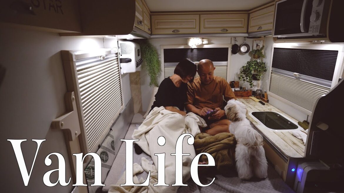 夫婦二人で8泊9日の信州車中泊#3/標高2000mの道の駅で車中泊|鍋を食べて暖まる車中飯