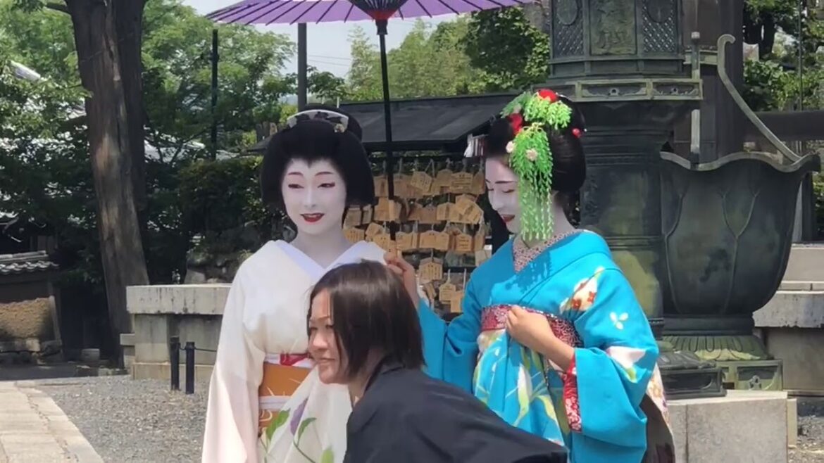 Ep. 28 Geishaspotting: In Search Of Geisha in Kyoto, Japan