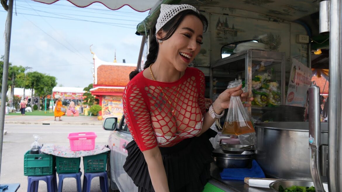 They Both Beautiful and Hard Working – They Sell Pork Noodle On Their Food Truck They Both Beautiful and Hard Working - They Sell Pork Noodle On Their Food Truck