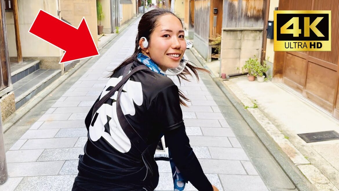 A cute Japanese girl Shiorin guided me around the Kyoto Higashiyama by rickshaw😊