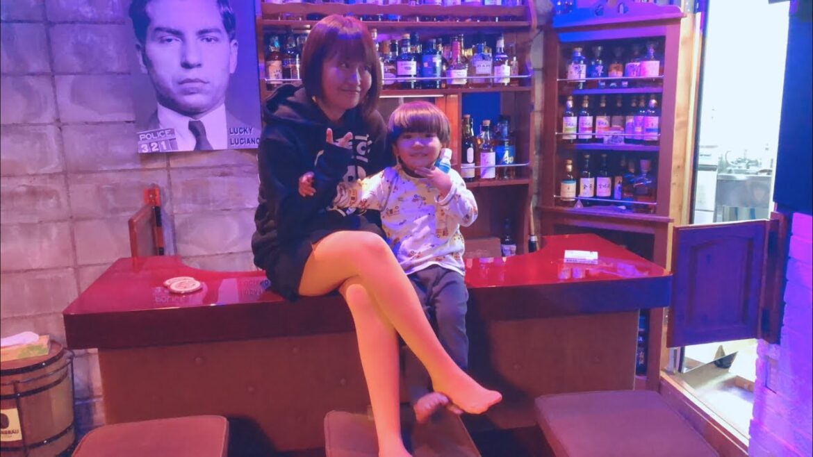 ネオ昭和BAR ゴッドファーザーの全貌★さすらい温泉ママえみ助 ライブ! ネオ昭和BAR ゴッドファーザーの全貌★さすらい温泉ママえみ助 ライブ!