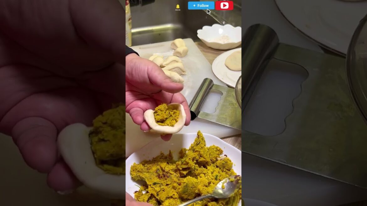 Dal puri + alu puri (ডাল পুরি +আলি পুরি) #shortsfeed #food #mountfuji #dini #skincare #totalgaming Dal puri + alu puri (ডাল পুরি +আলি পুরি) #shortsfeed #food #mountfuji #dini #skincare #totalgaming