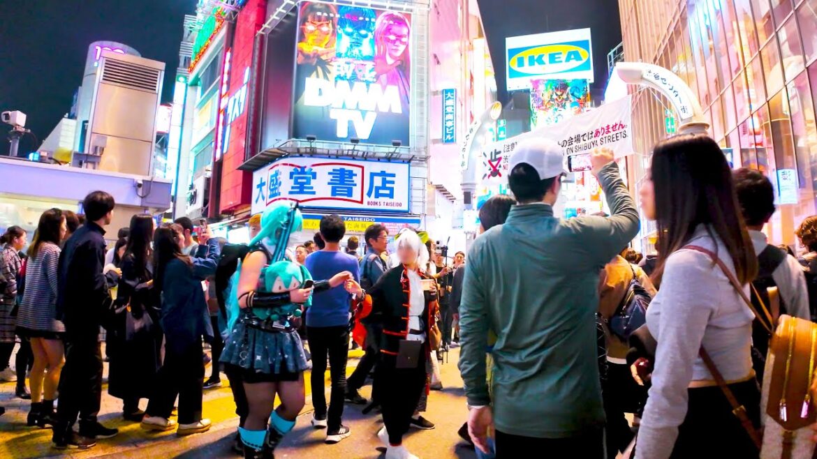 Shibuya in Tokyo 🐶🍻Last Night♪💖4K ASMR Nonstop 1 hour 01 minutes Shibuya in Tokyo 🐶🍻Last Night♪💖4K ASMR Nonstop 1 hour 01 minutes