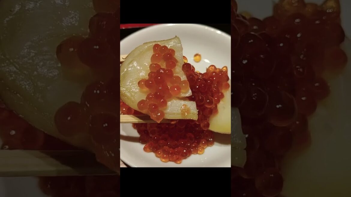 【北海道グルメ旅行】イクラ、カニなど豪華食材のバイキングと酒が飲める大浴場が最高すぎる旅館 #shorts 【北海道グルメ旅行】イクラ、カニなど豪華食材のバイキングと酒が飲める大浴場が最高すぎる旅館 #shorts