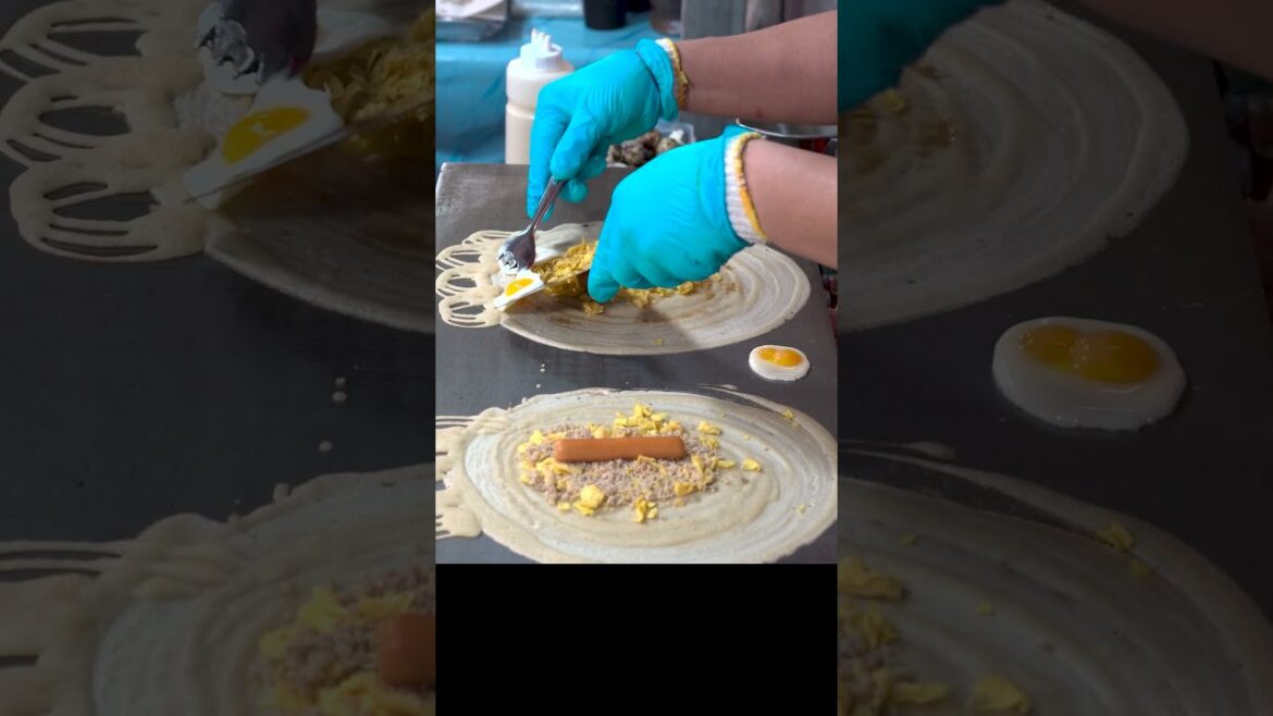 Khanom Tokyo - Thai Pancake -THAILAND - Click the Link for More Street Food Video