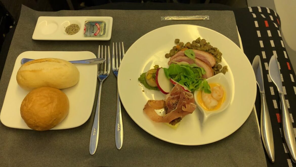 Japan Airlines Business Class |  LAX-NRT