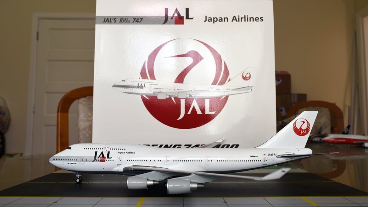 JC Wings 1:200 Japan Airlines 747-400 "Tsurumaru" Unboxing and Review