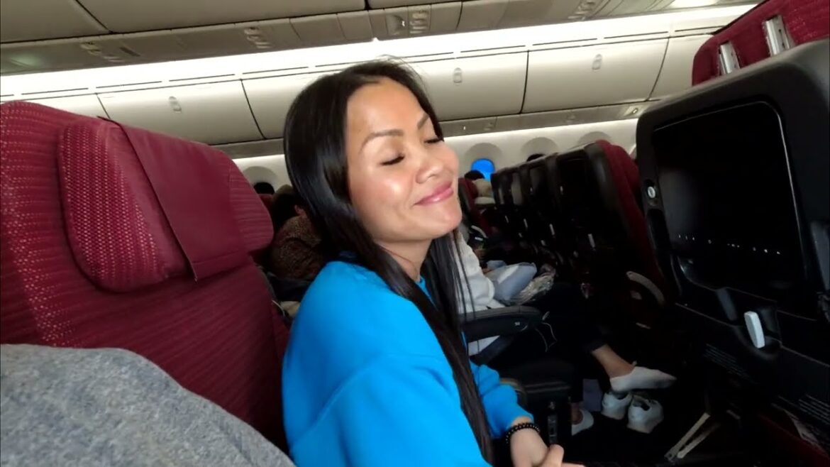 JAPAN-OSAKA-2023(Ep.02: Eating Lots Of Inflight Meals)