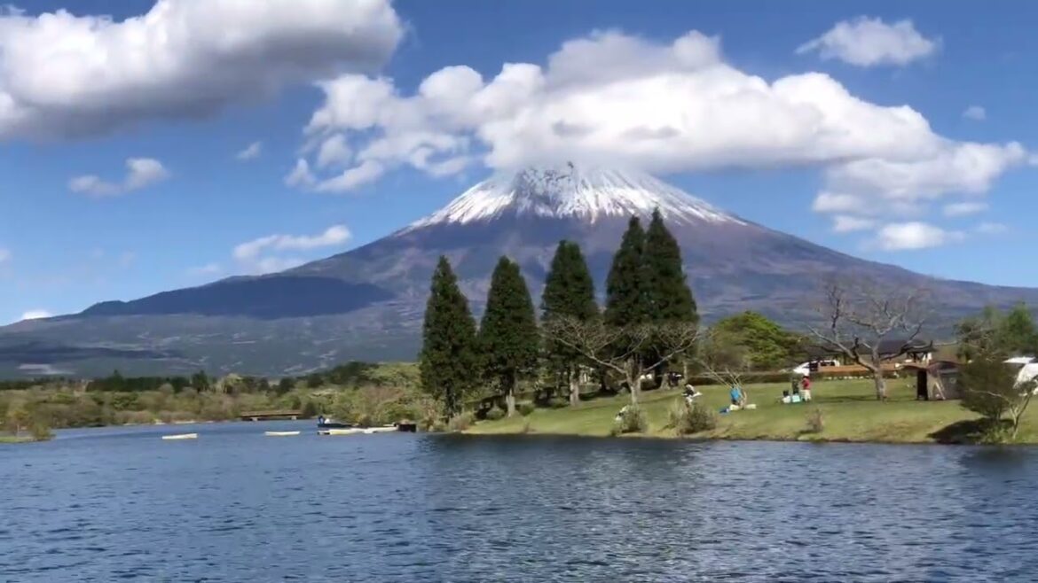 Snowcap of Mount Fuji
