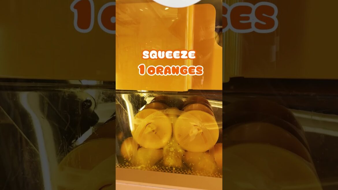 【JAPAN】Super fresh 100% orange juice machine at Tokyo, Japan #Shorts