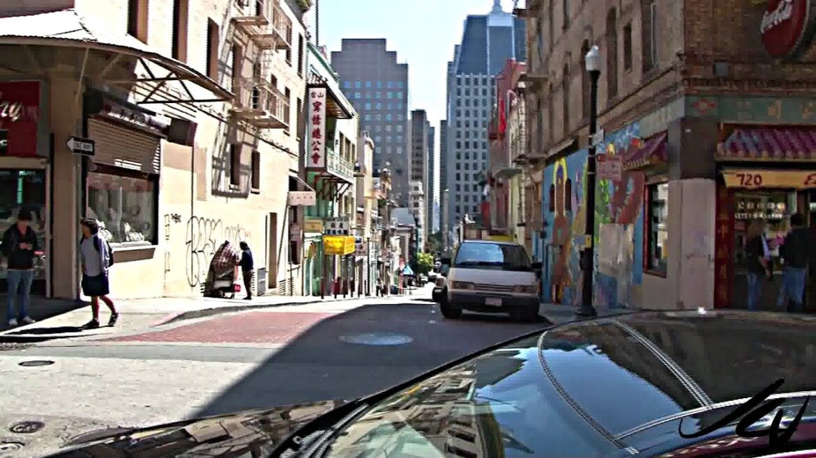 Chinatown San Francisco - The largest chinatown outside of Asia