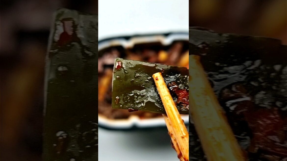 mysterious green thing