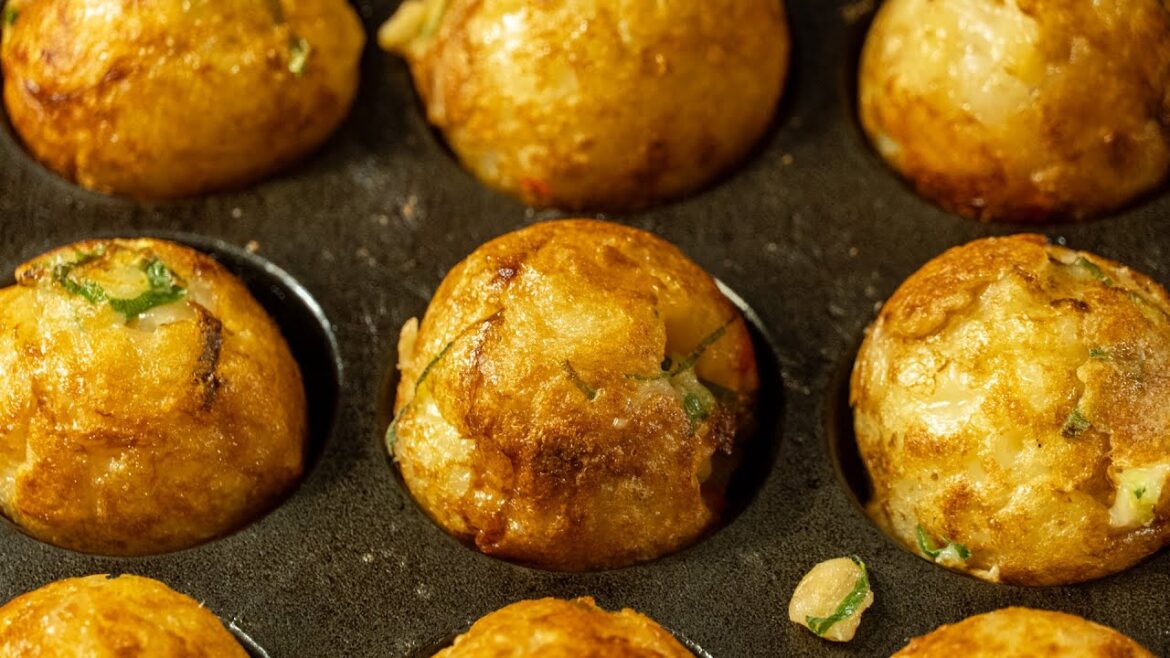 Japanese Street Food TAKOYAKI [4K]