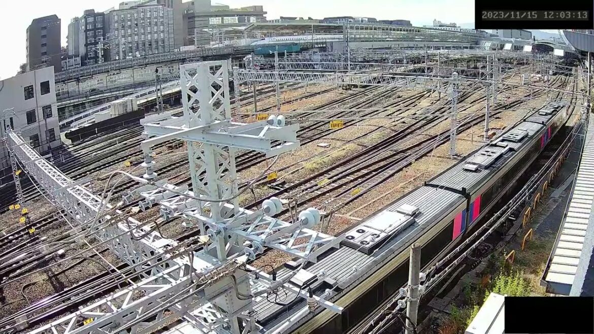 2023/11/15 12:00～【ARCHIVE】Kyoto Station Live Cam JR京都駅  鉄道ライブカメラ  京都ライブカメラ 京都駅 新幹線 東海道線 TrainCam
