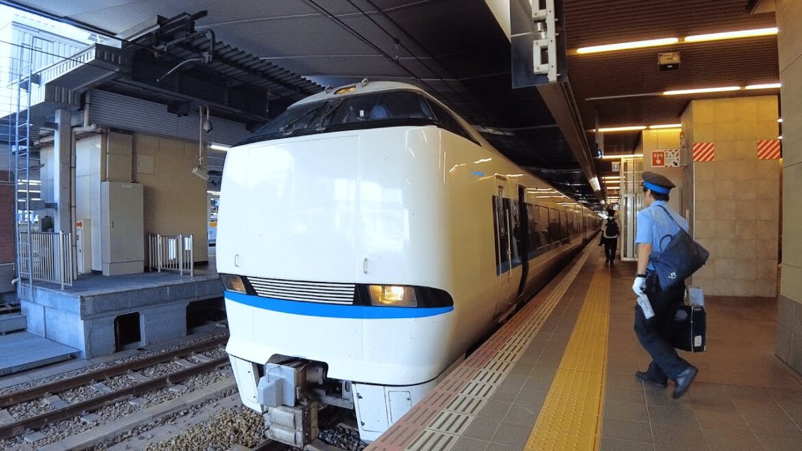 Riding Japan’s  First Class Express Train Thunderbird | Osaka – Kanazawa Riding Japan’s  First Class Express Train Thunderbird | Osaka - Kanazawa
