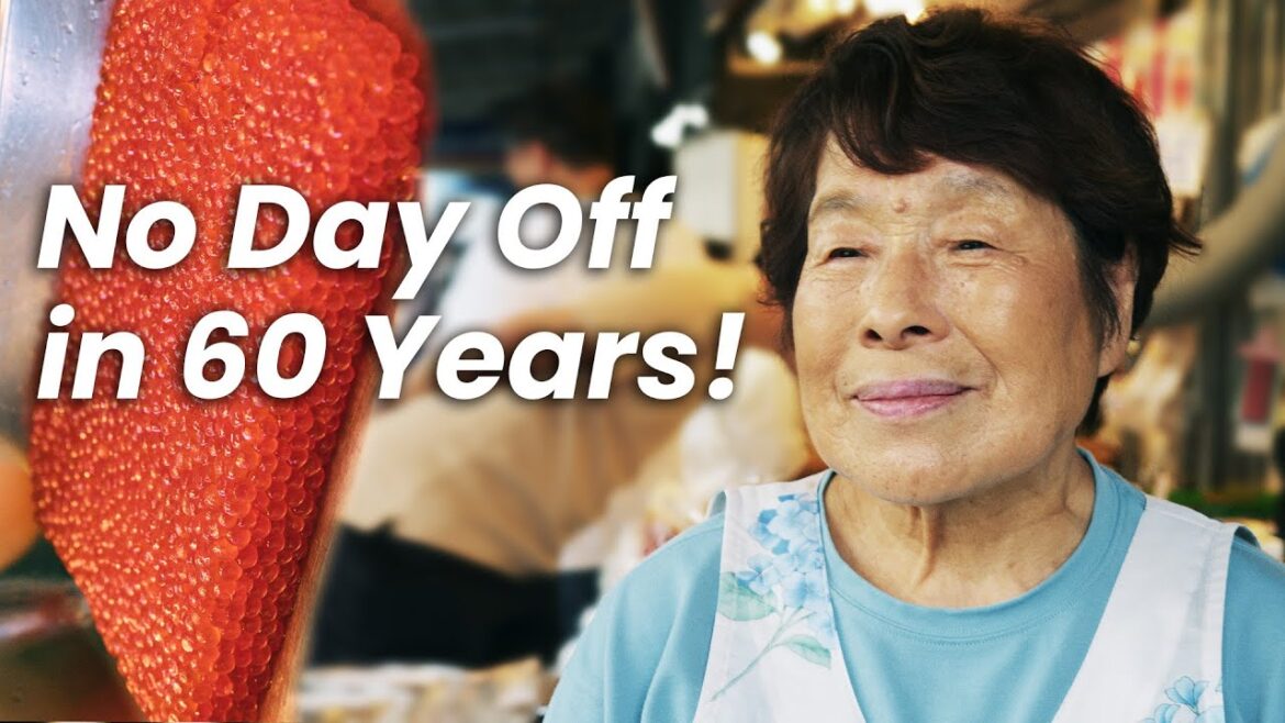Cheerful 80-Year-Old Grandma Running a Cod Roe Store at Tokyo’s Biggest Fish Market! Cheerful 80-Year-Old Grandma Running a Cod Roe Store at Tokyo’s Biggest Fish Market!
