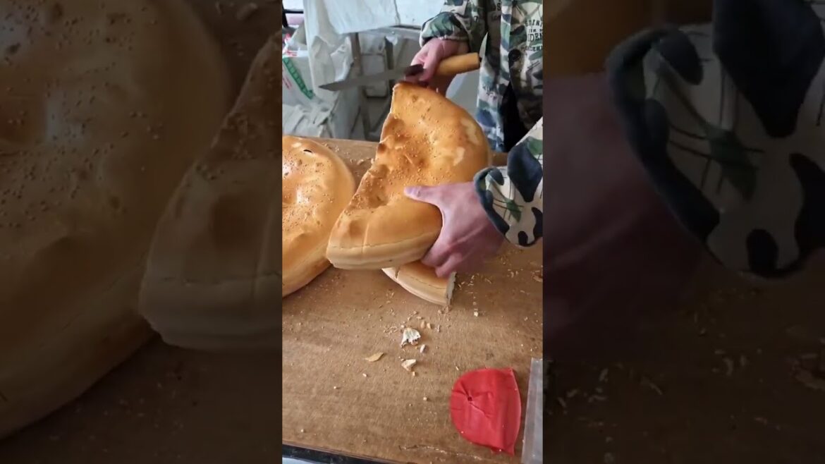 Unique Asian Street food Bread #shreetfood #shorts  #viral  #subscribetomychannel