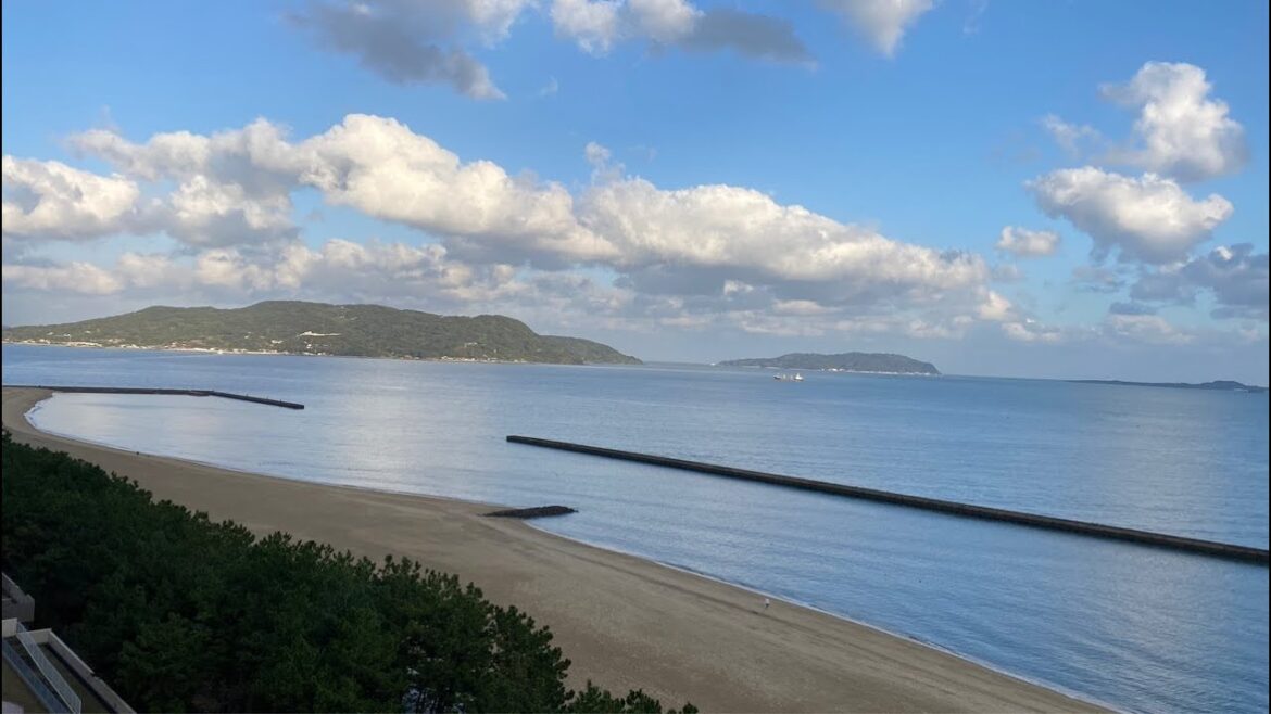 Sunday Morning walk to Beach Fukuoka🇯🇵Walking in Japan.