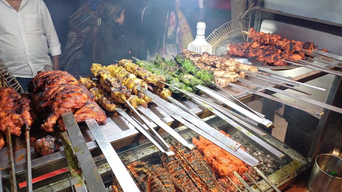 𝐌𝐨𝐮𝐭𝐡𝐰𝐚𝐭𝐞𝐫𝐢𝐧𝐠 𝐒𝐭𝐫𝐞𝐞𝐭 𝐅𝐨𝐨𝐝 | Delicious Mashups from Street Vendors 𝐌𝐨𝐮𝐭𝐡𝐰𝐚𝐭𝐞𝐫𝐢𝐧𝐠 𝐒𝐭𝐫𝐞𝐞𝐭 𝐅𝐨𝐨𝐝 | Delicious Mashups from Street Vendors