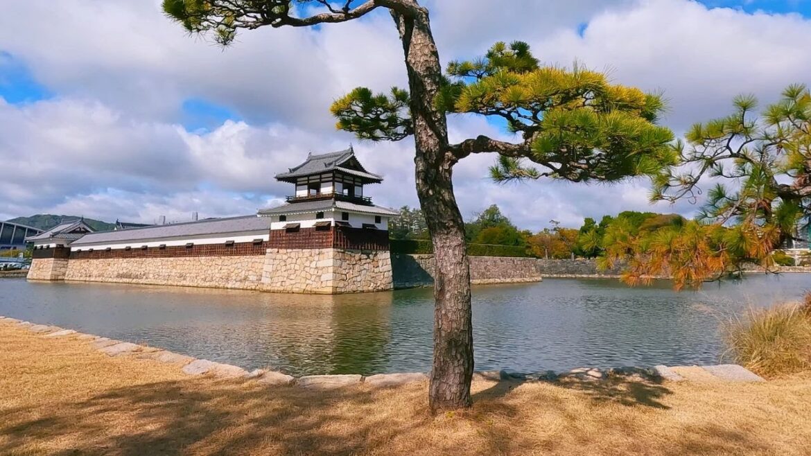 Hiroshima Castle: Walk Around Japan with Sounds