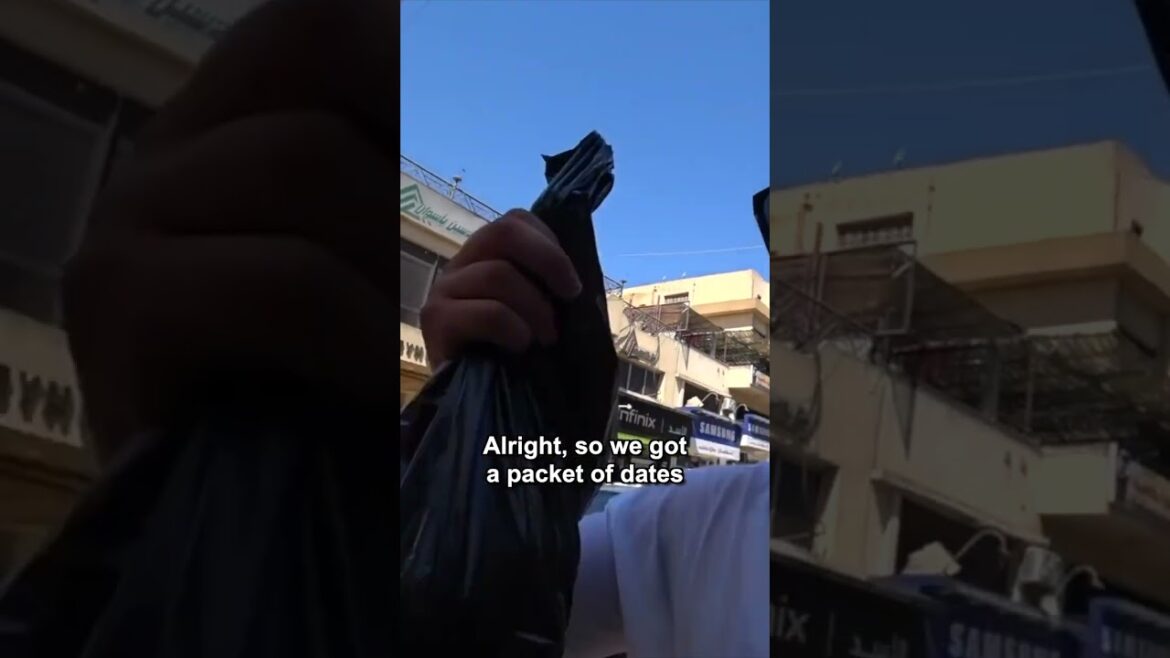 Buying dates from street vendor in Aswan, Egypt 🇪🇬