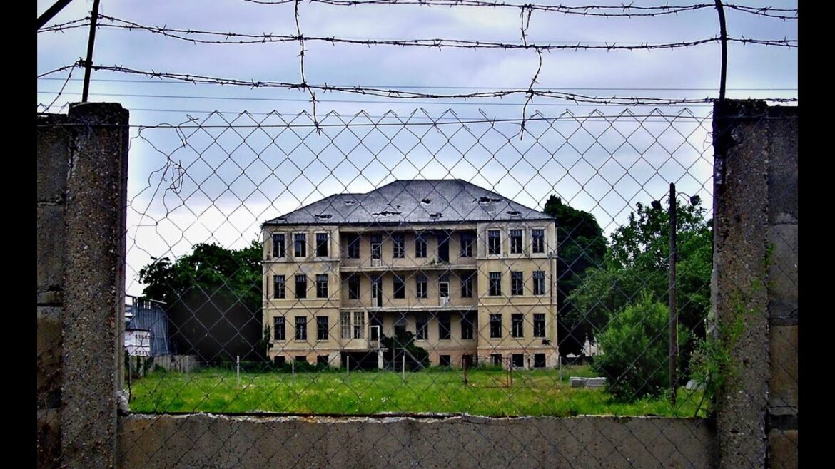 Abandoned nunnery - Urban exploration