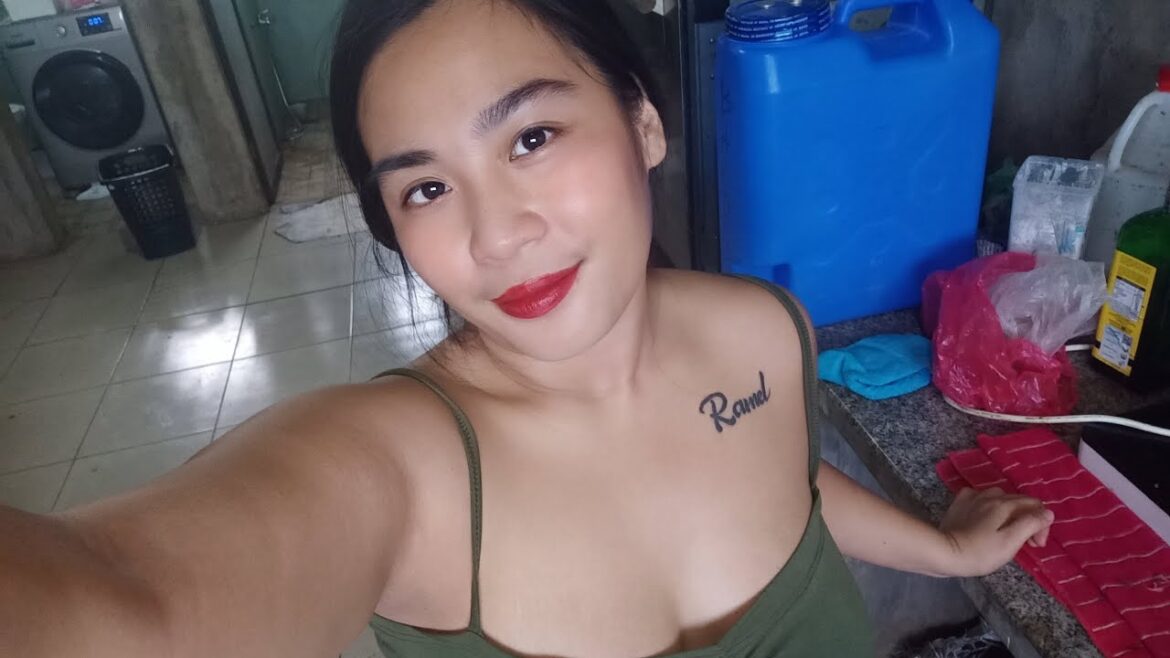 COOKING CHICKEN ADOBO |  JULIA EVANGELINE UNITEt