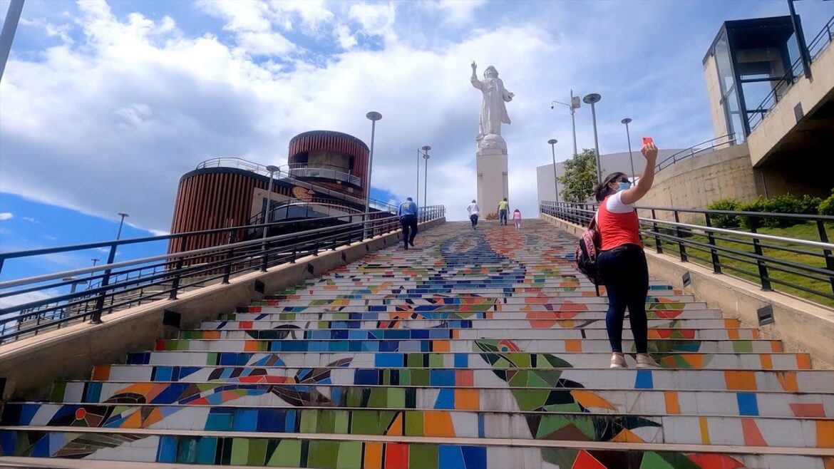 Cucuta, Colombia Walking Tour -  Cristo Rey Monument