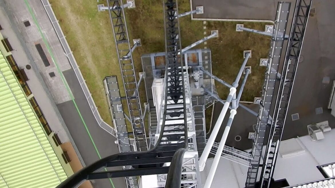 高飛車 (富士急ハイランド) Takabisha POV8 高飛車 (富士急ハイランド) Takabisha POV8