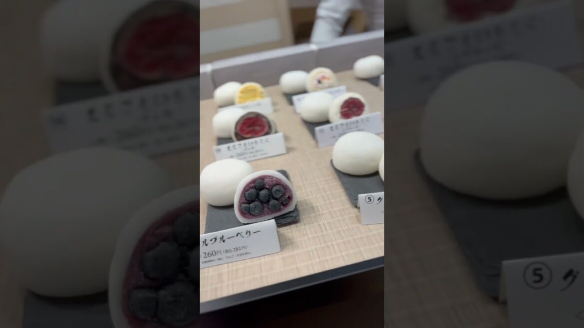 Mochi hard to find outside of 🇯🇵Japan #mochi #fruitdaifuku #japantrip #japanesefood #japantravel