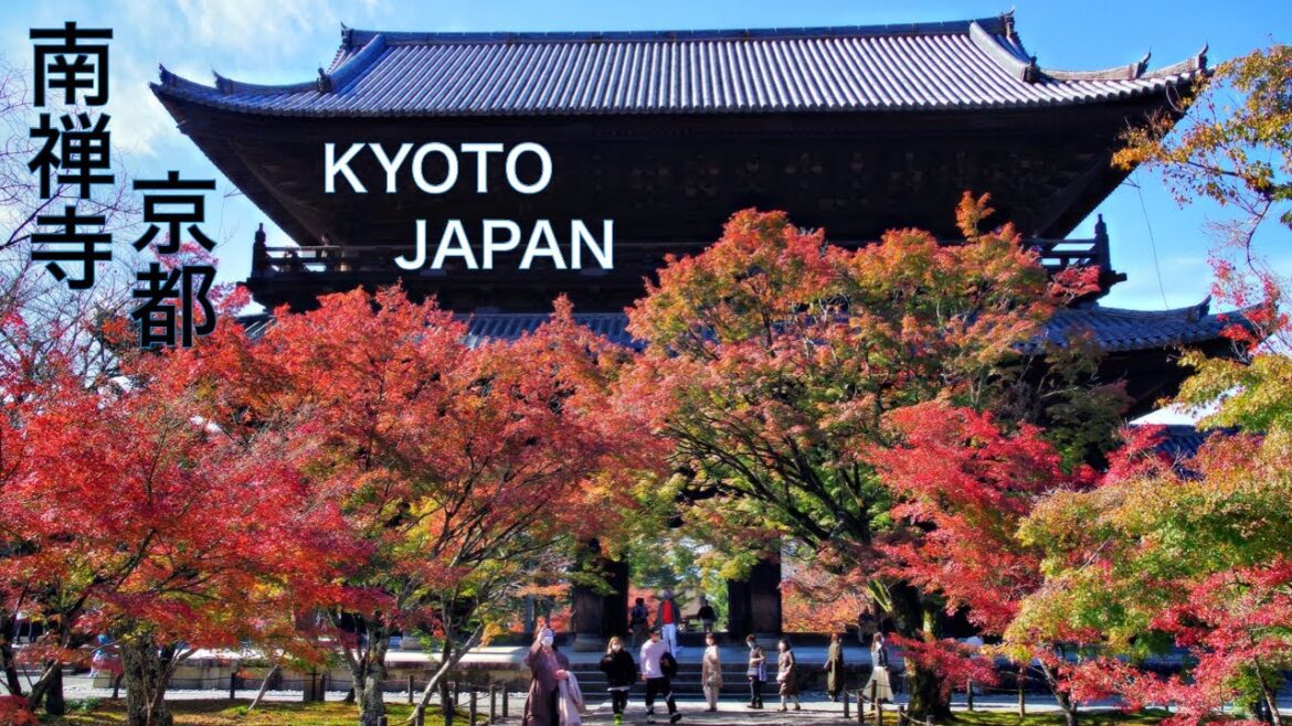 【京都 ひとり旅：南禅寺】京都観光　南禅寺と水路閣の紅葉　TRAVEL in KYOTO, JAPAN　Nanzenji Temple　京都散歩