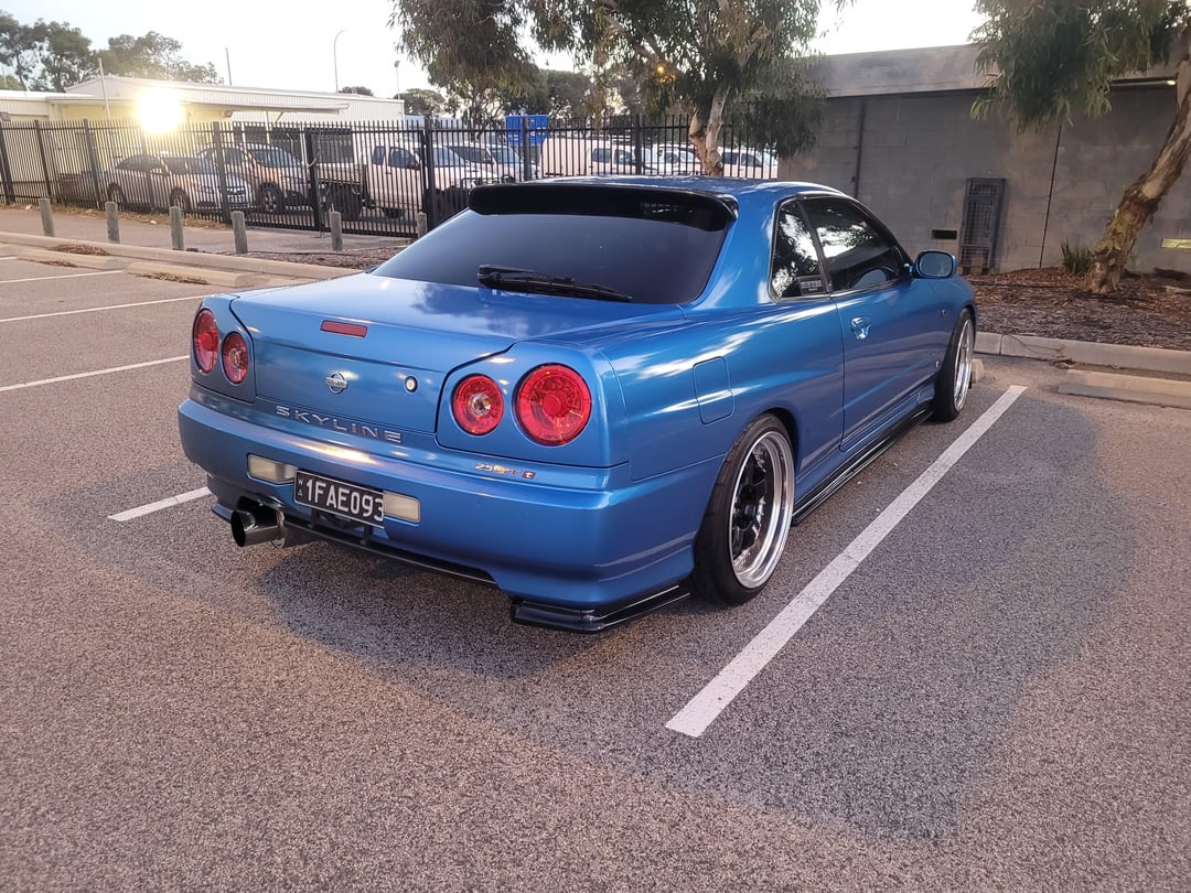R34 gtt - Alo Japan