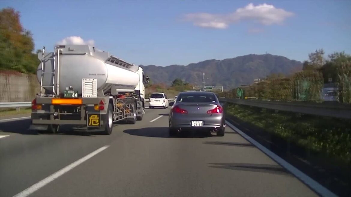 Driving in Japan: Expressway Drive