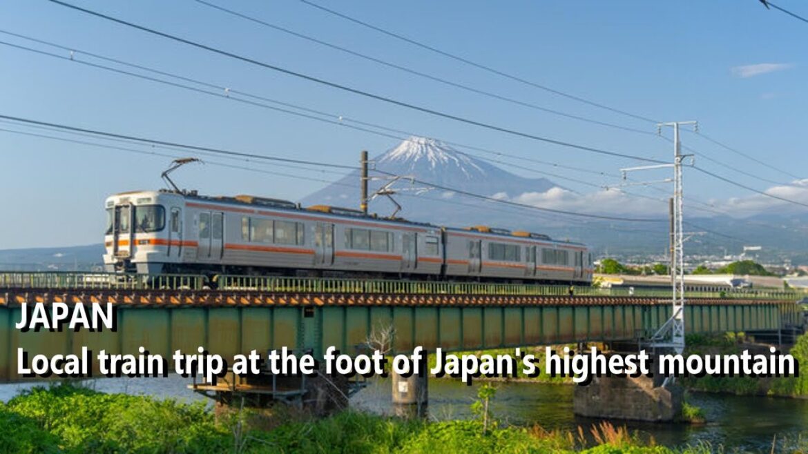 Local Railway Journey to Enjoy Japanese History and Spectacular Views Local Railway Journey to Enjoy Japanese History and Spectacular Views