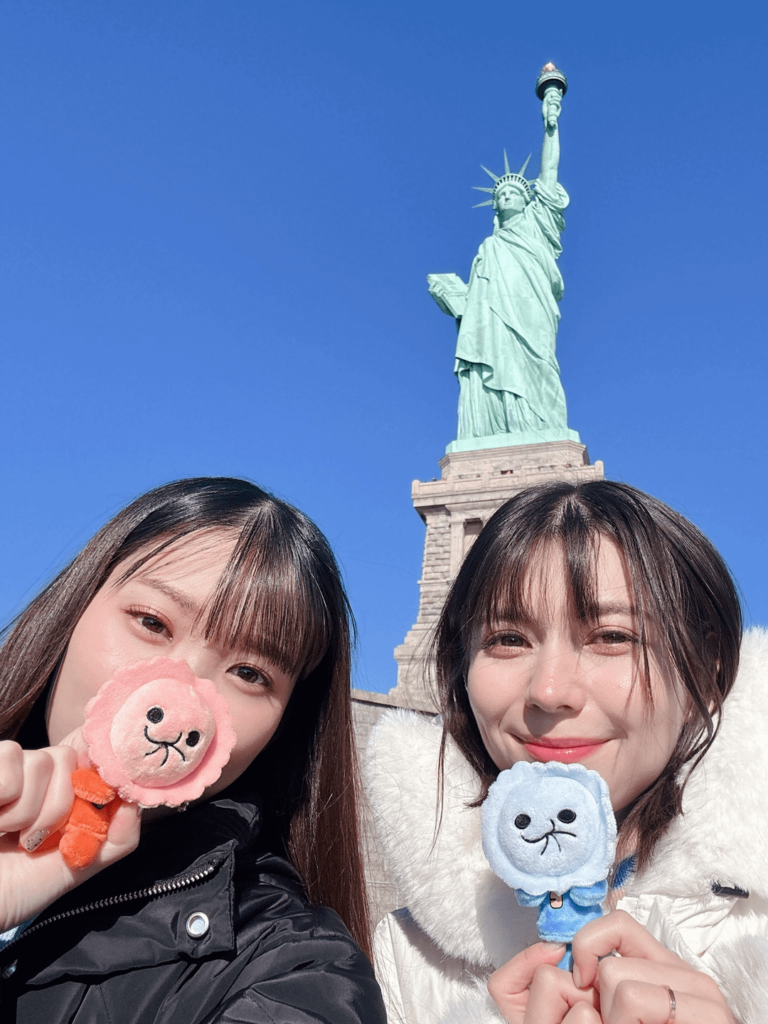 Ichinose Kana and Lynn in NYC